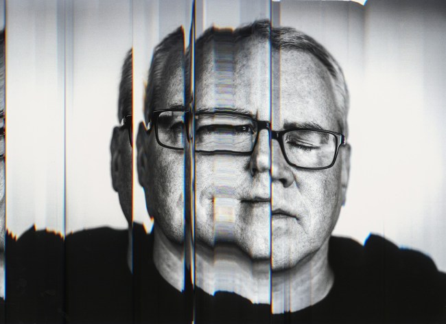 https---hypebeast.com-image-2019-04-HYPEBEAST-Bret-Easton-Ellis-00